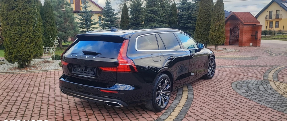 Volvo V60 cena 89900 przebieg: 145600, rok produkcji 2018 z Kuźnia Raciborska małe 191